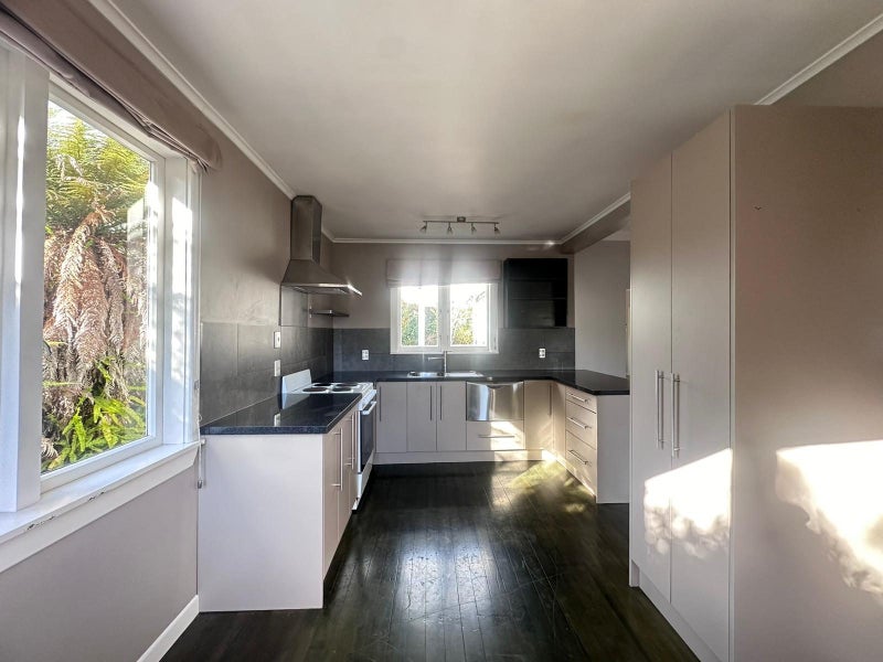 73 Beach Road, Pahurehure, Papakura - Carousel 2