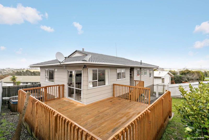 31 Hobsonville Road, West Harbour, Auckland - Carousel 2