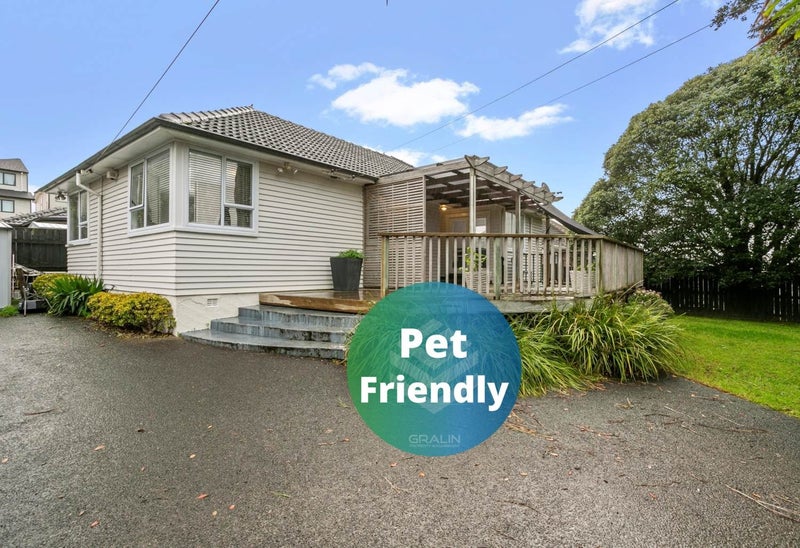 23 Anderson Avenue, Point England, Auckland - Carousel 1