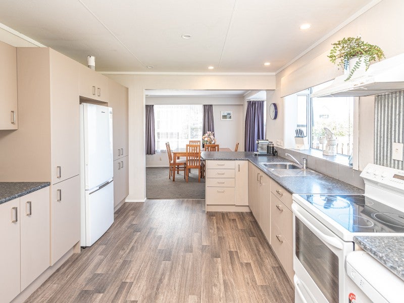 99 Lincoln Road, Springvale, Whanganui - Carousel 2