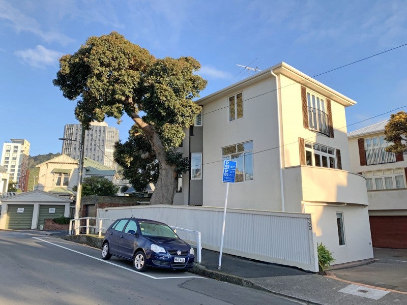 35A Hobson Crescent, Thorndon, Wellington - Carousel 1