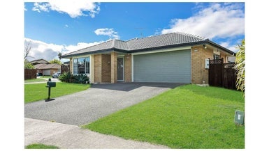 41 Foxlaw Street, Randwick Park, Auckland - Carousel 1