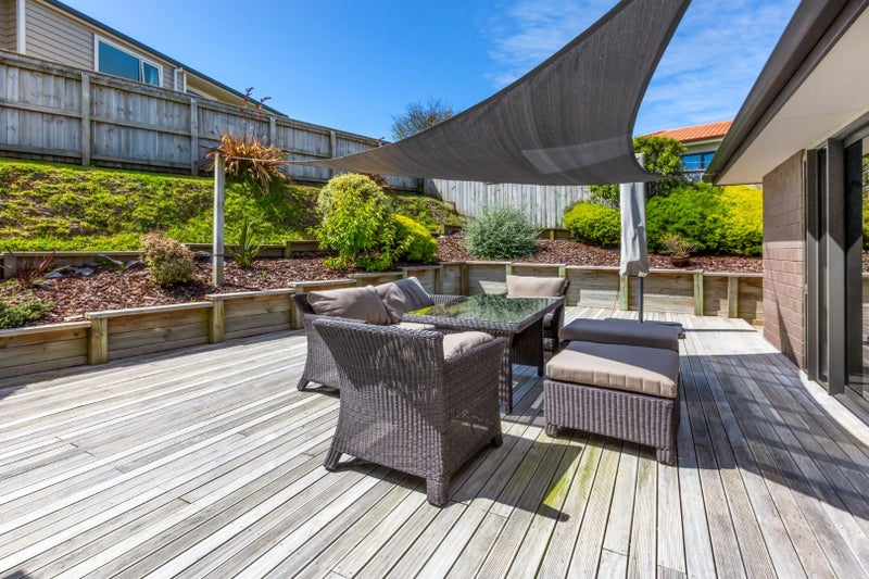 6 Tasman Close, Aotea, Porirua - Carousel 2