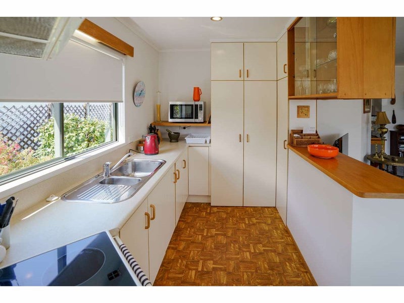 7A Cannon Street, Westown, New Plymouth - Carousel 2