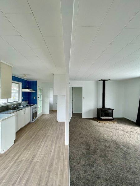 11 Ulay Place, Clover Park, Auckland - Carousel 1