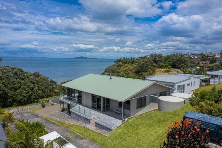 84 SHAKESPEAR RD, Army Bay, Whangaparaoa - Carousel 2