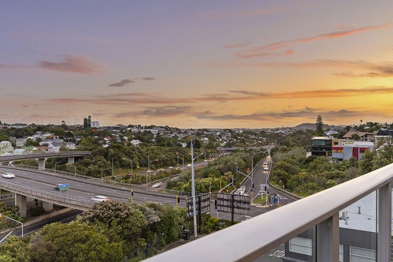 5B/6 Winchester Street, Newton, Auckland - Carousel 2