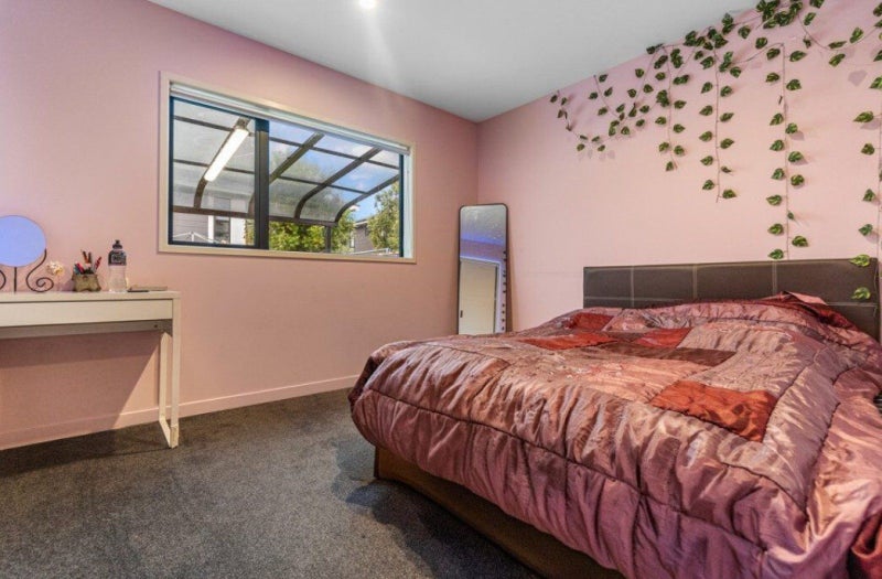 20 Te Kaarearea Avenue, Hamilton East, Hamilton - Carousel 8