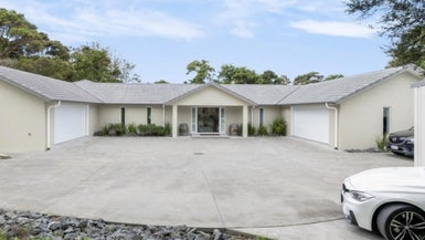 105 Whangaparaoa Road, Red Beach, Red Beach - Carousel 1