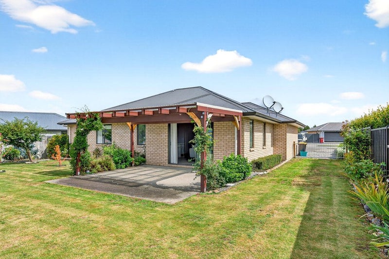 4 Stoneleigh DR, SOLWAY, MASTERTON - Carousel 2
