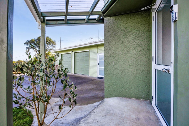 5 Scott Street, Moturoa, New Plymouth - Carousel 27