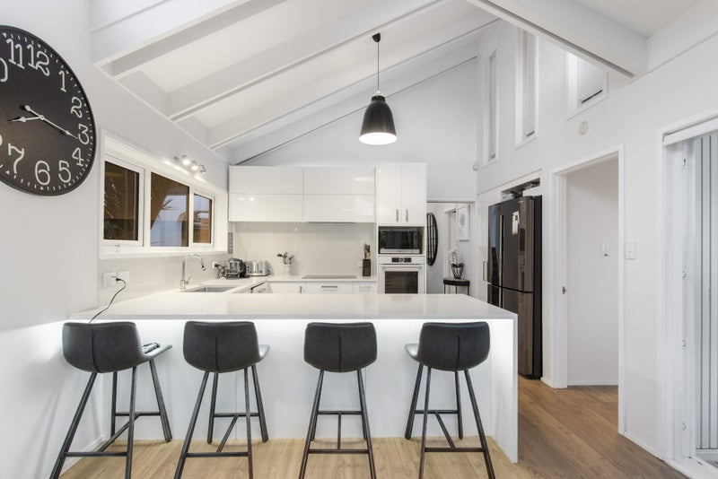 90B Matipo Road, Mairangi Bay, Auckland - Carousel 2