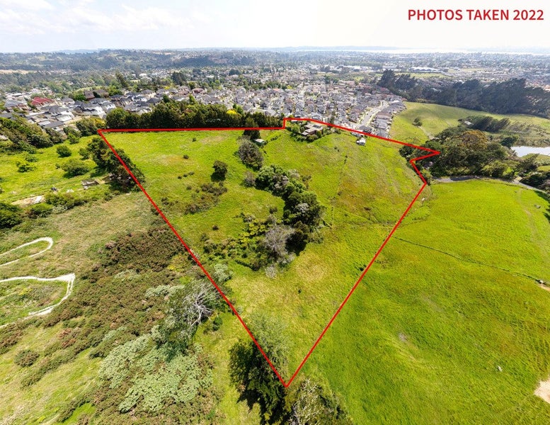 16 Babich Road, Henderson Valley, Auckland - Carousel 2