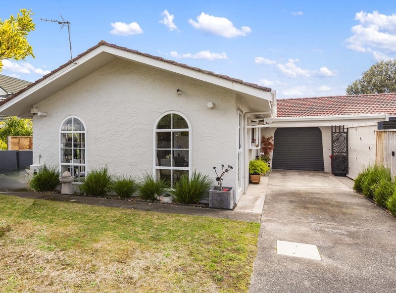 25B Olive Terrace, Paraparaumu Beach, Paraparaumu - Carousel 1