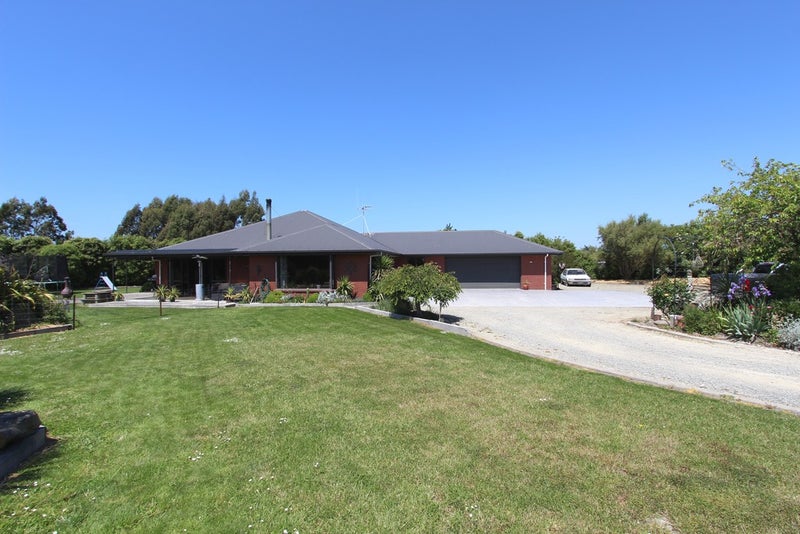 150 Timaru-Temuka Highway, Levels, Timaru - Carousel 1
