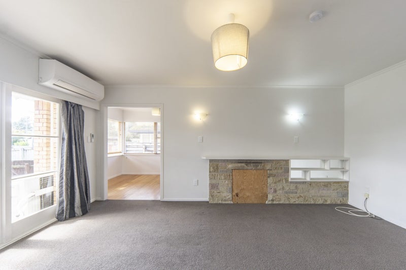 3 Yorkshire Road, Silverdale, Hamilton - Carousel 2
