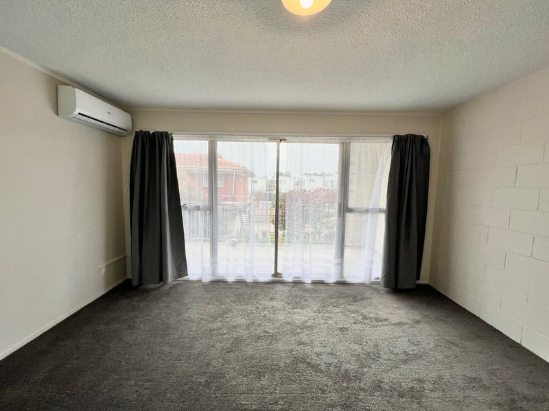 6/20 Atkinson Avenue, Otahuhu, Auckland - Carousel 1