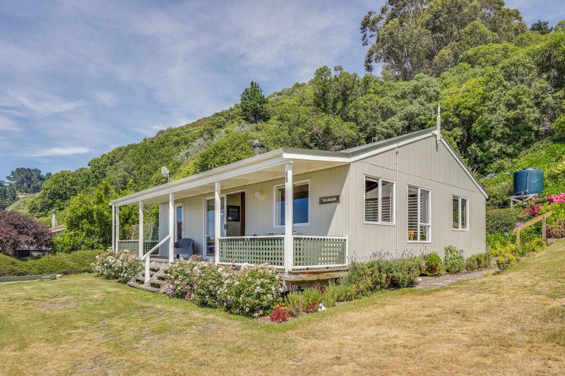 3 Tainui Rise, Gore Bay, Cheviot - Carousel 1