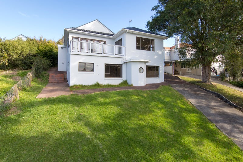 6 Freyberg Avenue, Sandringham, Auckland - Carousel 2