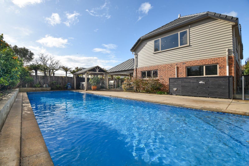 8 Janet Place, Lynmore, Rotorua - Carousel 1