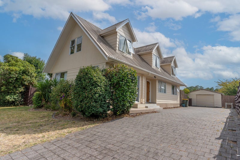 31 Splitt Avenue, Glenview, Hamilton - Carousel 1