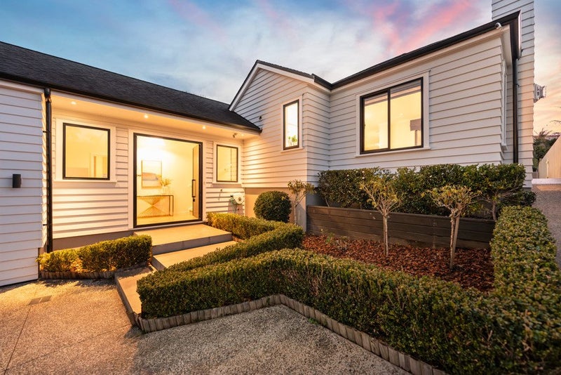 20 Comins Crescent, Mission Bay, Auckland - Carousel 1