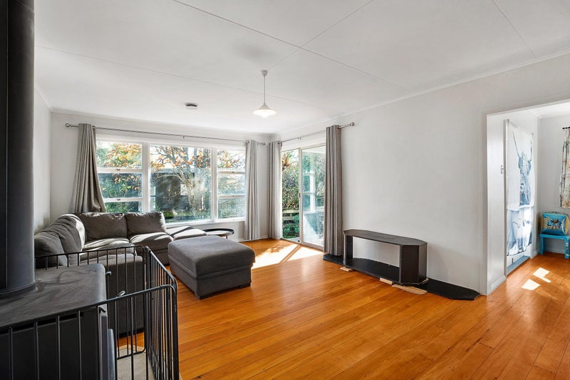 7 Clifton Road, Takaka - Carousel 2