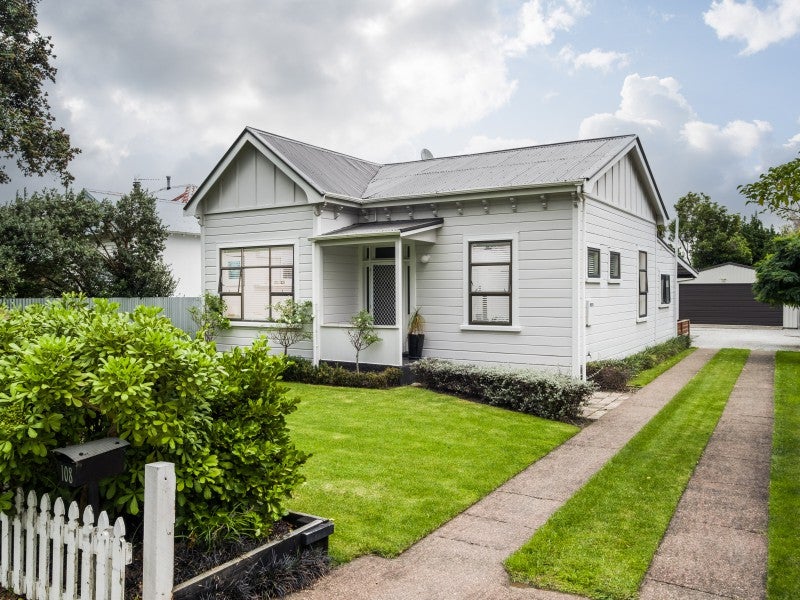 108 Russell Street, Whataupoko, Gisborne - Carousel 1