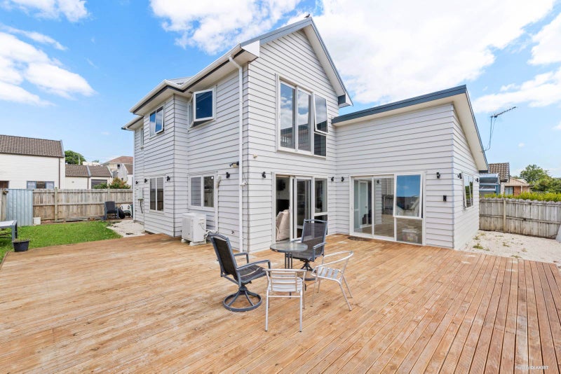 5 Paloma Court, Hillpark, Auckland - Carousel 1