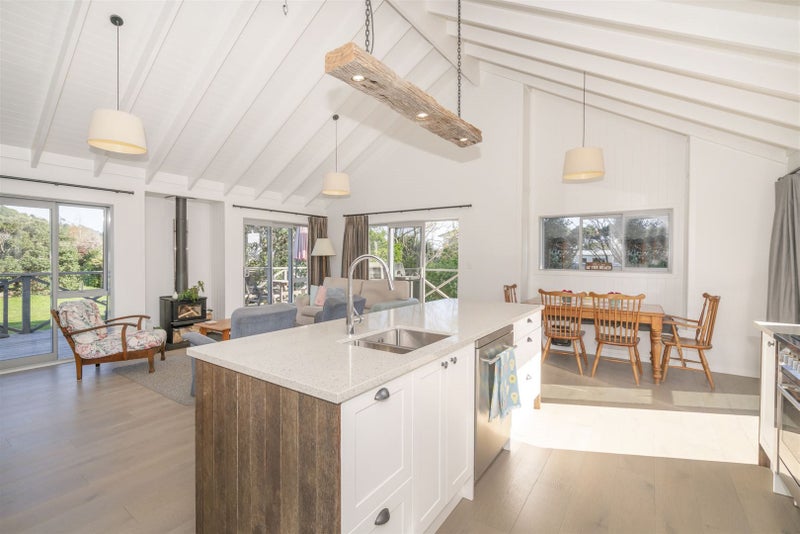 2 Scott Drive, Cooks Beach, Whitianga - Carousel 1