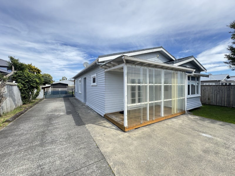 510 Tremaine Avenue, Takaro, Palmerston North - Carousel 1