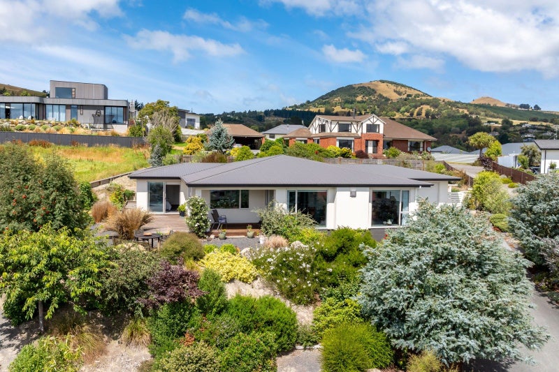 35 Heathfield Avenue, Huntington, Hamilton - Carousel 1