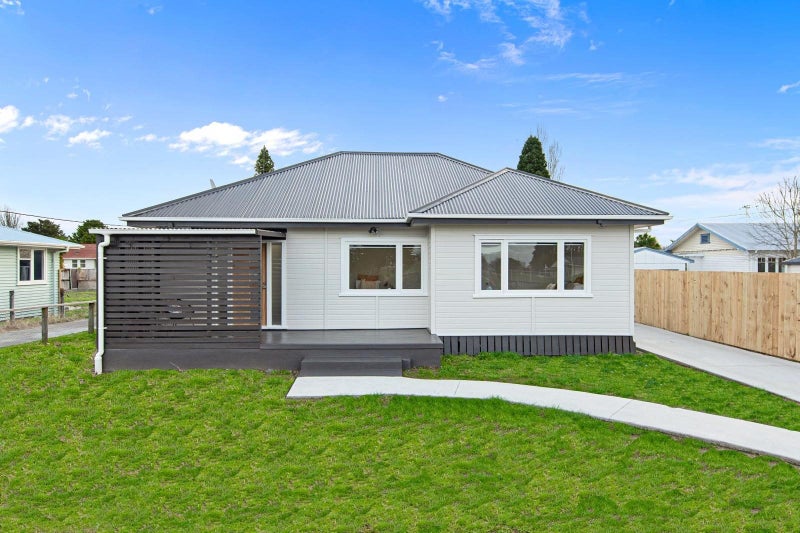 389 Dey Street, Hamilton East, Hamilton - Carousel 2