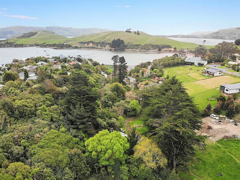 17 McAuley Road, Portobello, Dunedin - Carousel 1