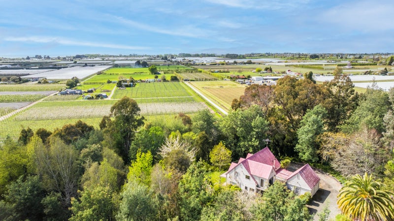 7 Little Sydney Road, Brooklyn, Motueka - Carousel 2