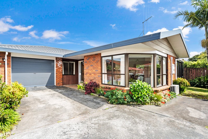 13 Wordsworth Place, Kensington, Whangarei - Carousel 1