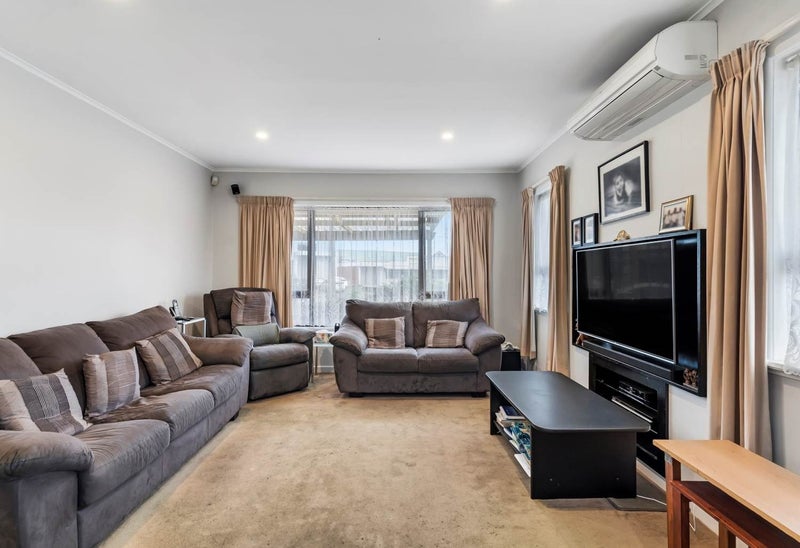 117 Stoddard Road, Wesley, Auckland - Carousel 2