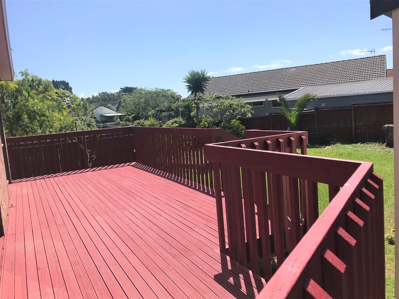 5 De Quincey Terrace, Highland Park, Auckland - Carousel 5