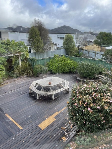 36 Graham Avenue, Te Atatu Peninsula, Auckland - Carousel 2