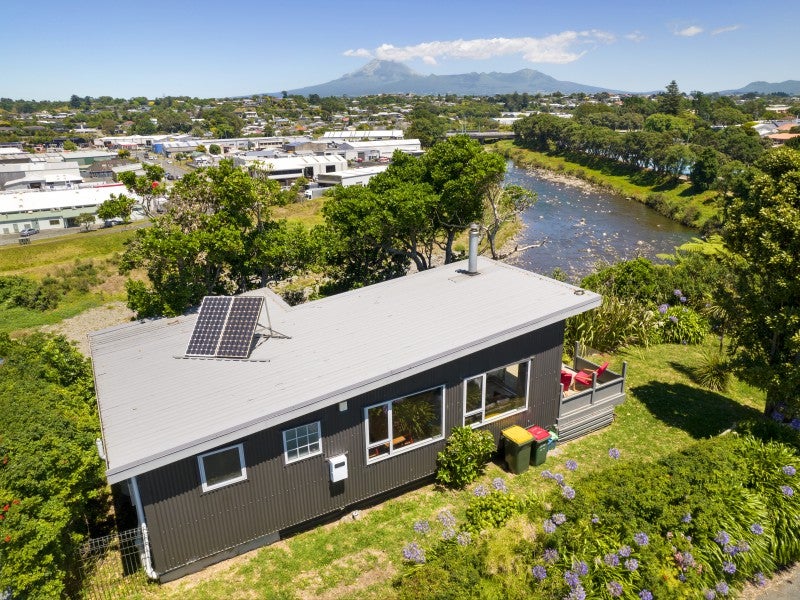 68 Clemow Road, Fitzroy, New Plymouth - Carousel 2