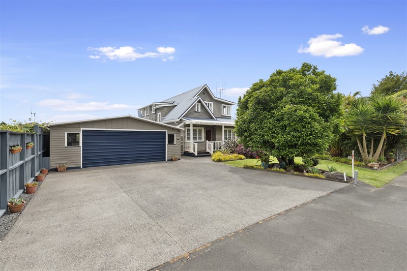 61 Te Aroha Street, Hamilton East, Hamilton - Carousel 35