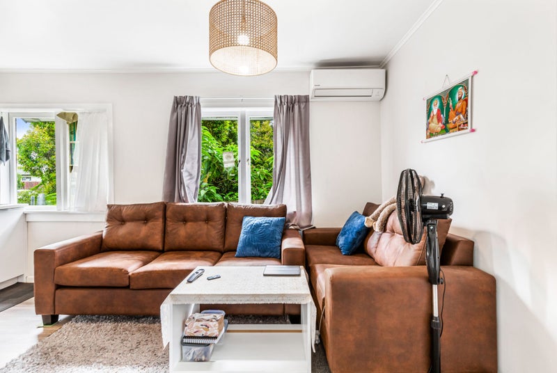 1/122 Church Street, Otahuhu, Auckland - Carousel 2