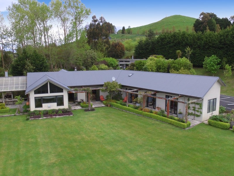 50 Highland Drive, Taupo - Carousel 22