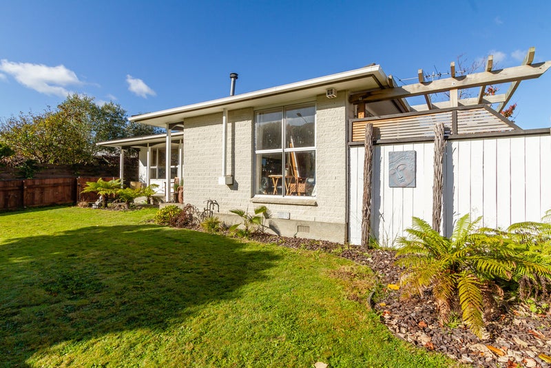 183 California Drive, Totara Park, Upper Hutt - Carousel 2