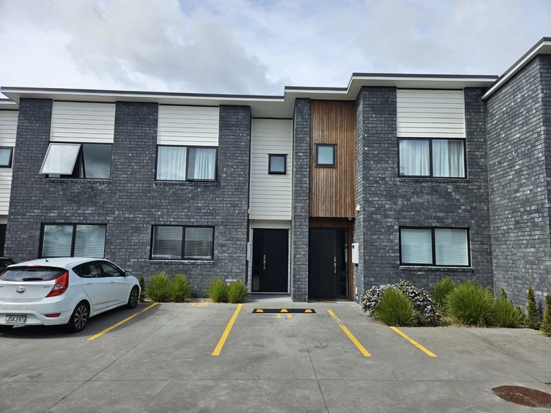 11/88 Carrington Avenue, Silverdale, Hamilton - Carousel 2