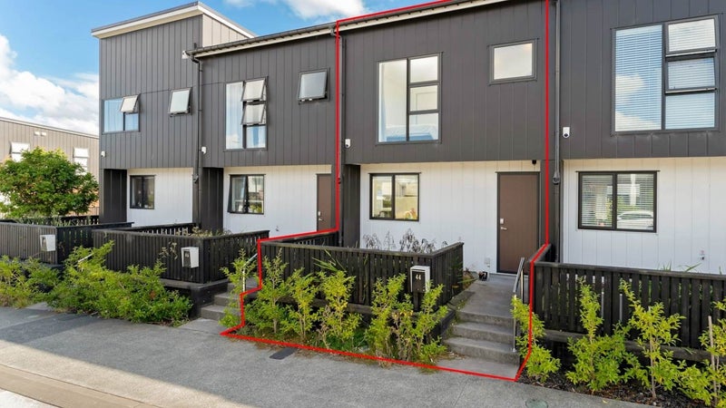 44 Manarini Road, Westgate, Auckland - Carousel 1