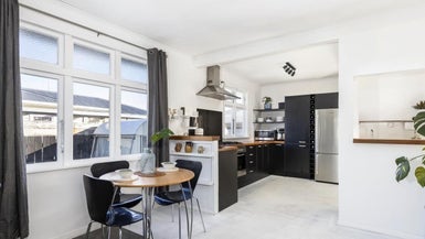 9 Lane Street, Islington, Blenheim - Carousel 1