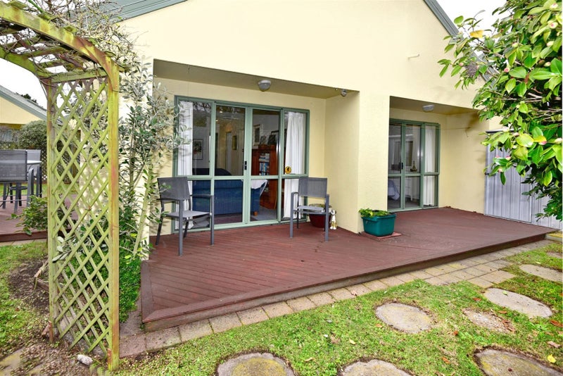 4/90 Hawke Street, New Brighton, Christchurch - Carousel 2