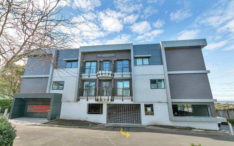 27/241 Hinemoa Street, Birkenhead, Auckland - Carousel 1