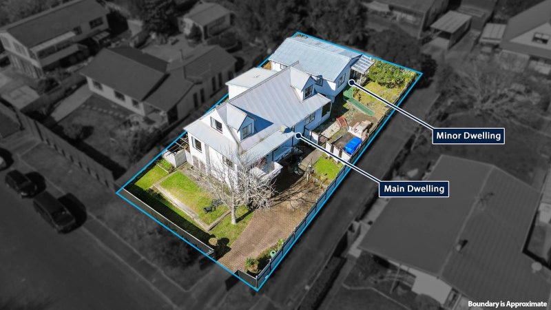 61 Hale Crescent, Bayview, Auckland - Carousel 2